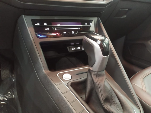 Volkswagen Virtus 1.0 200 TSI Highline (Flex) (Aut)