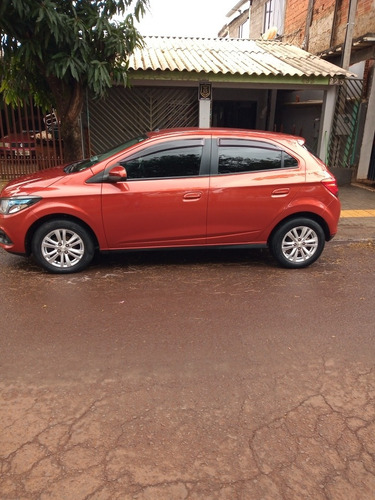 Imagem 3 de 4 de Chevrolet Onix 2013 1.4 Lt 5p