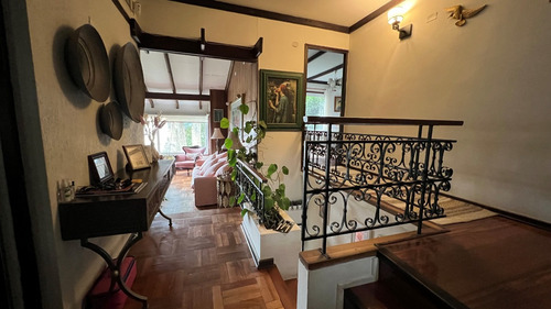Linda Casa En Todd Evered Miraflores Bajo Con Opcion Compra!