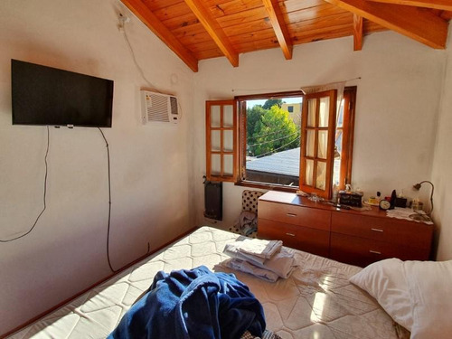Imagen 17 de 20 de Casa De Tres Dormitorios, Dos Baños, Cochera, Amplio Terreno Y Pileta