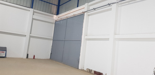 Imagen 9 de 15 de Alquiler De Local Industrial Para Almacén