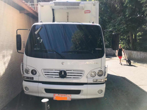Mercedes Accelo 915 C