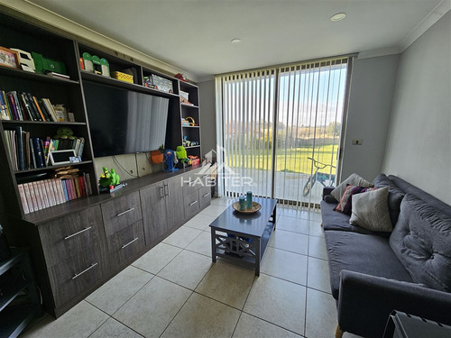 Casa En Venta De 4 Dorm. En Talca