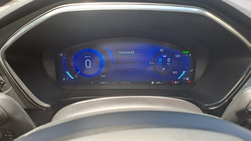 Imagen 17 de 17 de Ford Kuga 2.5 Titanium Hibrida