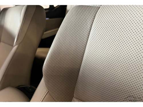 Toyota Hilux SW4 2.8 D-4D TURBO DIESEL DIAMOND 7L 4X4 AUTOMÁTICO