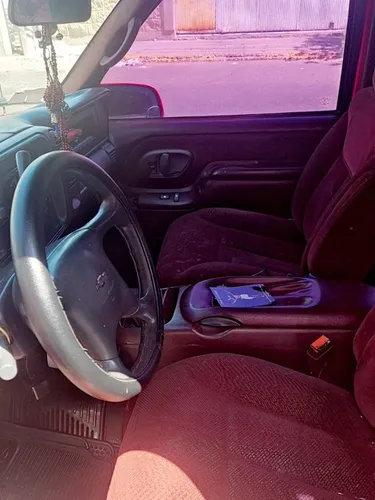 Chevrolet Silverado Pickup Silverado 2500 Custom 4vel Mt