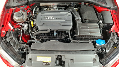 Audi A3 1.8 TFSI AMBIENTE S TRONIC