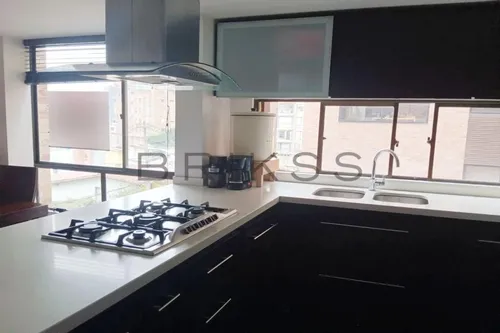 Apartamento En Venta En Ingemar. Cod V5703