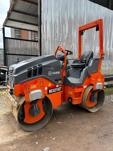 Vibrocompactador Hamm Hv12 Año 2023