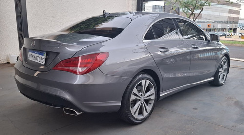 Mercedes-Benz Classe Cla 1.6 Urban Turbo Flex 4p