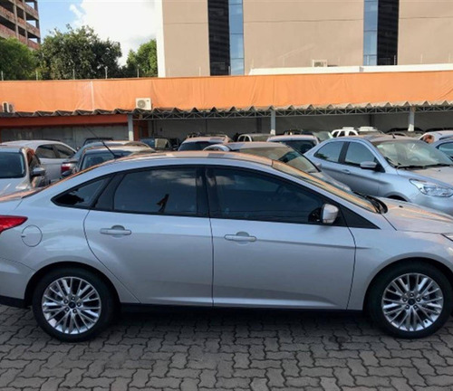 Ford Focus 2.0 Se Plus Fastback 16v Flex 4p Powershift
