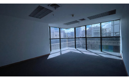 Chacaito-el Bosque/torre Credicard/oficina 328m2/en Venta