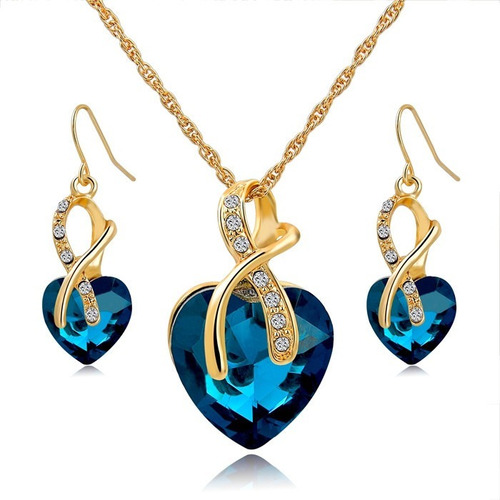 Conjunto Feminino Colar E Brincos Coração Banhado A Ouro