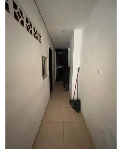 Ganga-casa De 4niveles Barrio Trinidad (mls 256937)