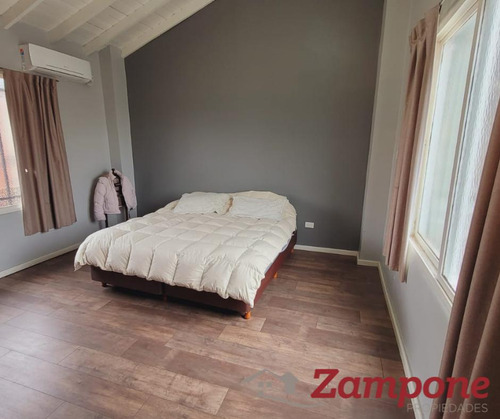 Venta Ph Tipo Casa De 2 Ambientes- Ciudadela- 145 Mts-acepta Permuta Por Propiedad En Capital