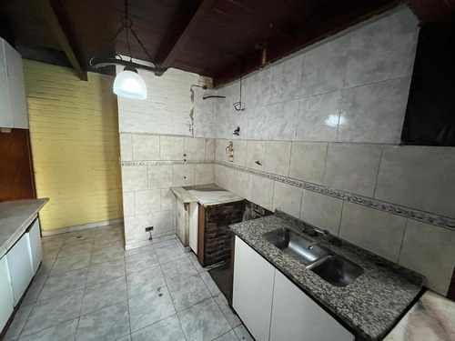 Casa Sobre Amplio Lote