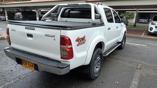 Imagen 5 de 15 de Toyota Hilux 2.5 Imv 4x4