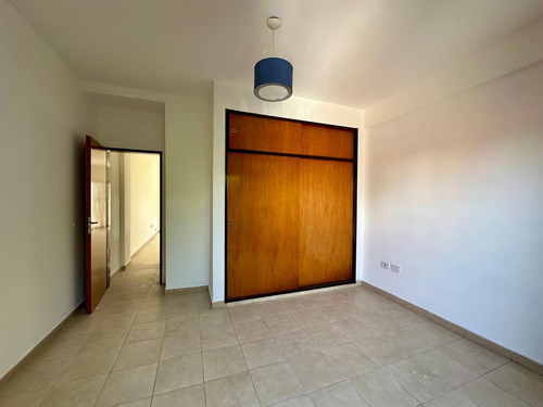Departamento En Venta En Belén De Escobar