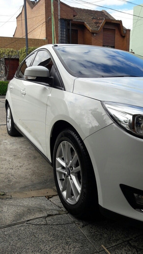 Ford Focus 2017 5p 1.6 Mt S
