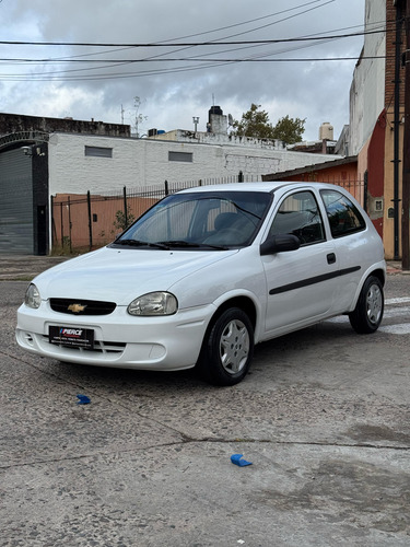 Chevrolet Corsa 1.6 Gl Aa Dh