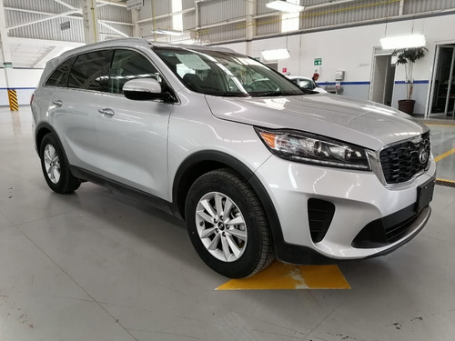 Imagen 7 de 15 de Kia Sorento Lx 2019