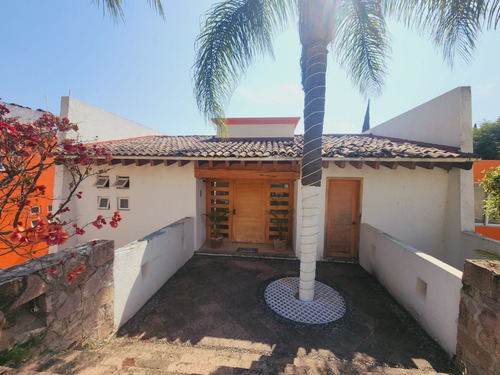 Casa Paraíso I Completamente Amueblada, Decorada Con Alberca, Jauzzi Y Enorme Jardín En Fracc Rancho San Diego Ixtapan De La Sal Edomex