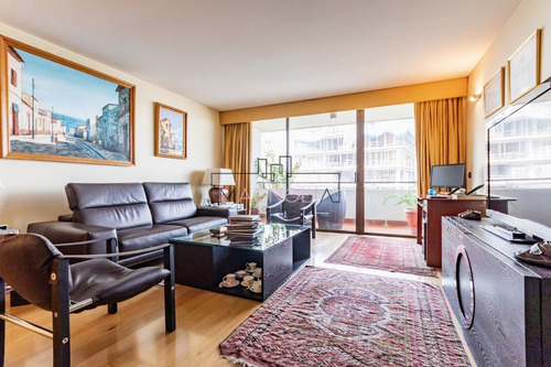 Magnolia Property Vende Lujoso Depto 5d 5b El Golf