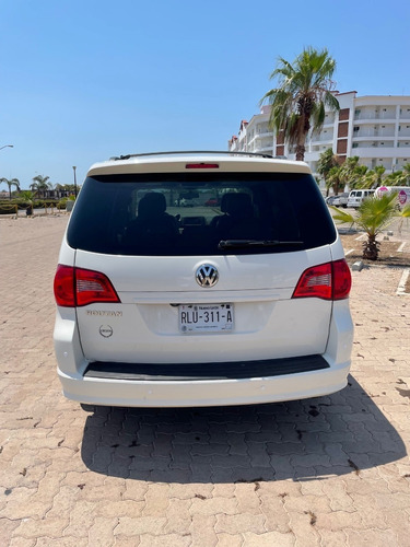Imagen 4 de 14 de Vw Routan 2010 - Excelentes Condiciones!!