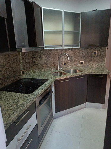 Apartamento En La Trigaleña Alta Res. Martina Suites, Valencia Ina-606