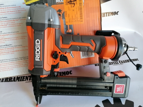 Grapadora Neumática Ridgid Calibre 18 Grapas De Corona 1/4 (Usado)
