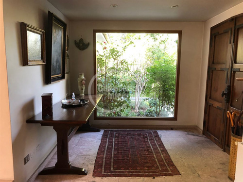 Casa Con 8 Dormitorios, Lo Barnechea