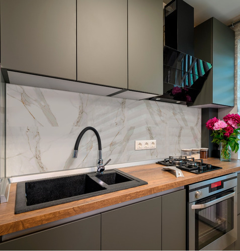 Piso Vinílico Mármore Branco Laminado Autocolante M²