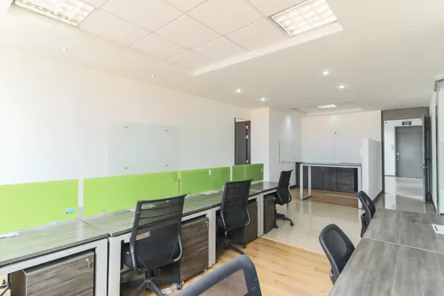Oficina En Arriendo En Chico Norte. Cod A1094032