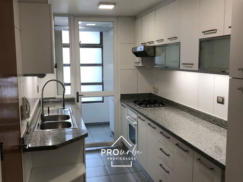 Departamento En Arriendo De 4 Dorm. En Las Condes