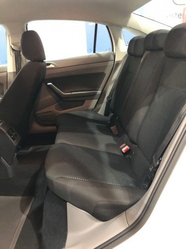 Imagem 8 de 10 de Volkswagen Virtus Comfortline 200 Tsi - Total Flex