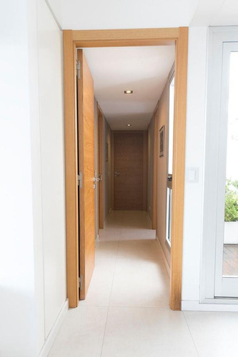 Imagen 20 de 30 de Departamento En Venta De Cuatro Ambientes, Haedo, Semi Piso, Excelente Estado.