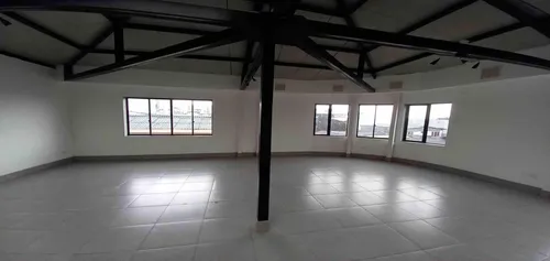 Local En Arriendo Centro (279060790).