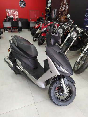 Imagen 19 de 20 de Zanella Scooter Styler 150 Rs Promoción Scooters Tienda Pune