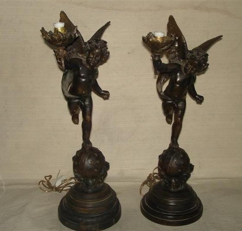 Estatua Lampara Petit Bronce ¨el Angel Y El Mundo¨ C Tulipa