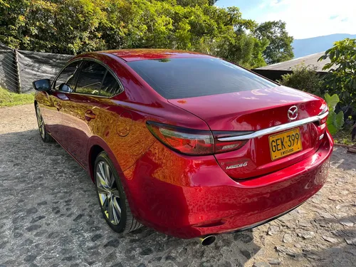 Mazda 6 2.5 Signature