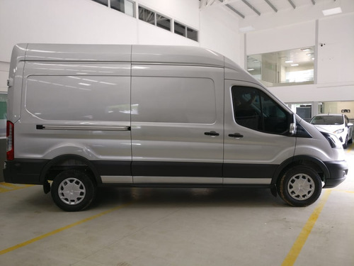 Imagen 10 de 12 de Ford Transit 2.2 Furgon Largo 350l 2022