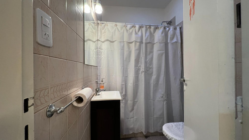 Imagen 4 de 9 de Casa Ph En Venta En Ituzaingó Con Dos Dormitorios