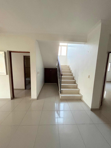 Alquilo Apartamento Tipo Penthouse En Millon