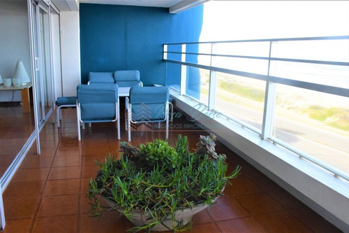 Imagen 5 de 30 de Hermoso Apto Para La Venta Frente Al Mar.