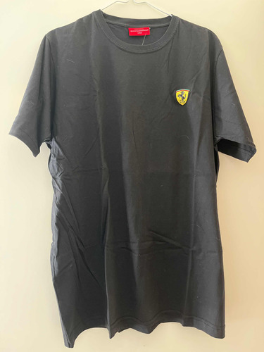 Remera Negra Básica. Ferrari Oficial. Talle L. Envío