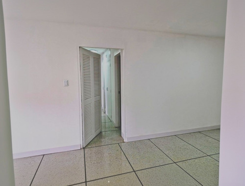 Alquiler De Apto Terraza Del Club Hipico (cliente Directo)