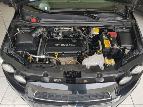 Imagem 8 de 11 de Sonic Sedan 1.6 Lt 2013