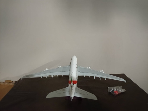 Avión Airbus A380-800 Emirates 50 Aniversario 1/200