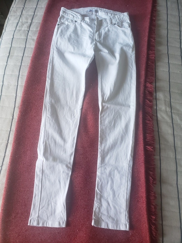 Pantalón Blanco De Jean. Como Quieres Que Te Quiera  