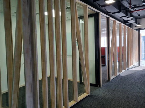 Amoblada  Estaciones De Trabajo 332m2 Recepcion  Privados 